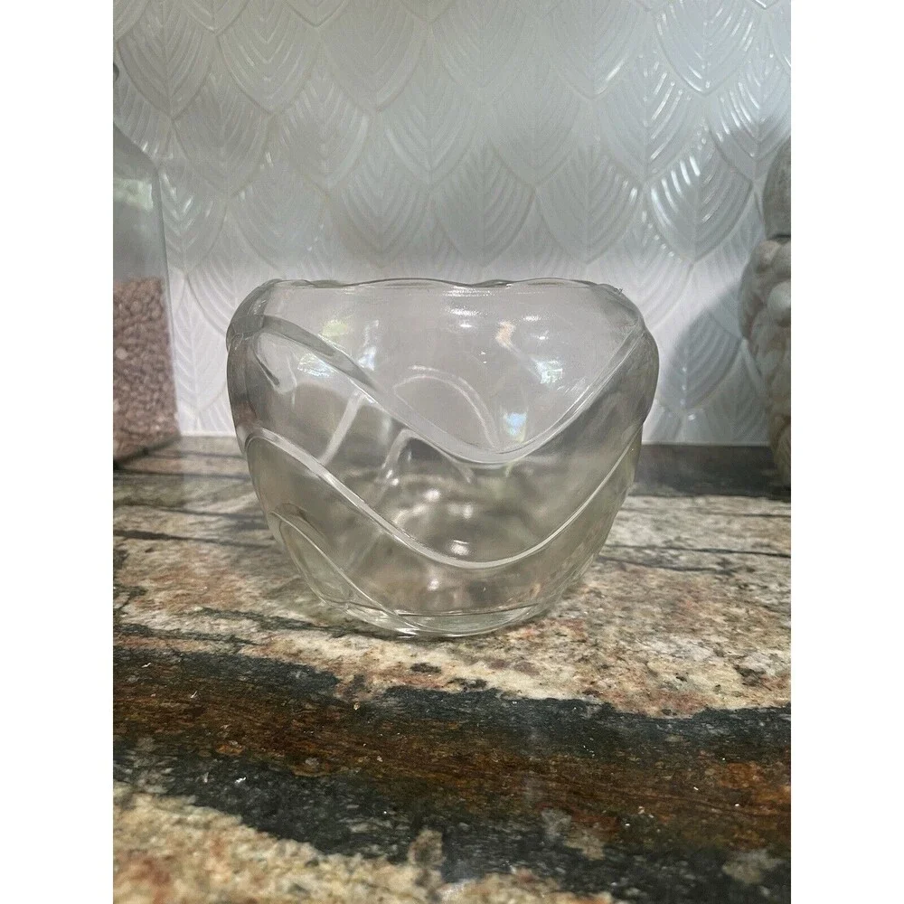 Vintage Clear Wavy Vase Grannycore Cottagecore MCM
